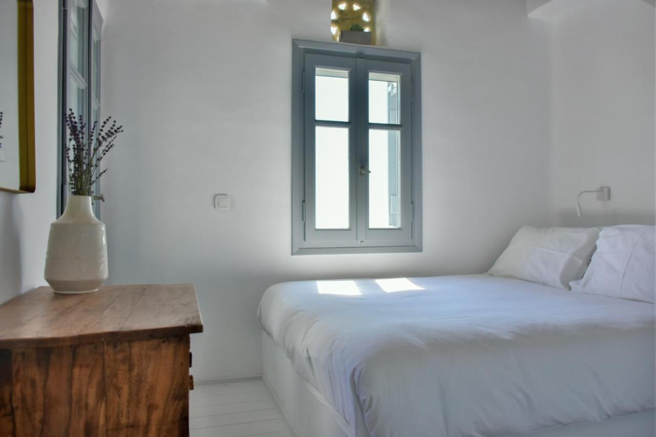 Отель Living Theros Luxury Kardhiani