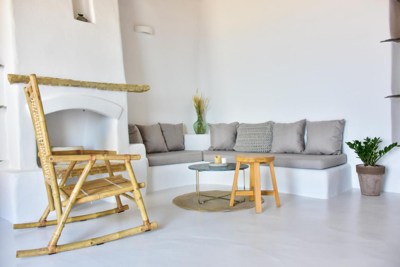 Отель Living Theros Luxury 3*