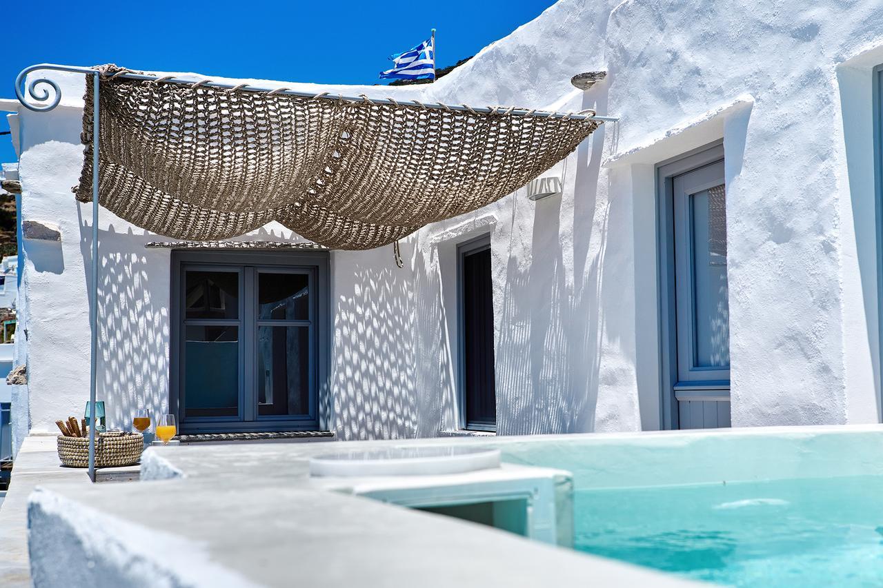 Living Theros Luxury Отель 3*