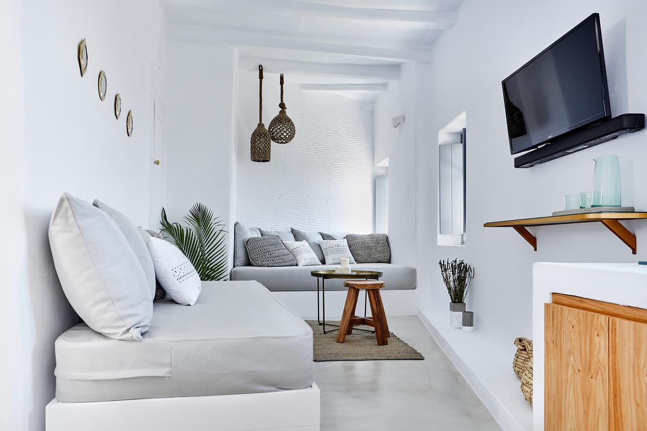 Отель Living Theros Luxury Kardhiani